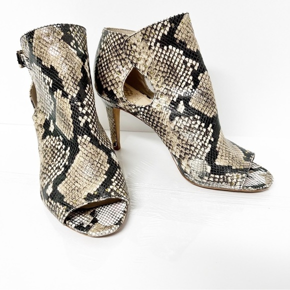 Vince Camuto Campbrel Open Toe Snake Print Booties Womens Size 9.5 - Picture 1 of 7